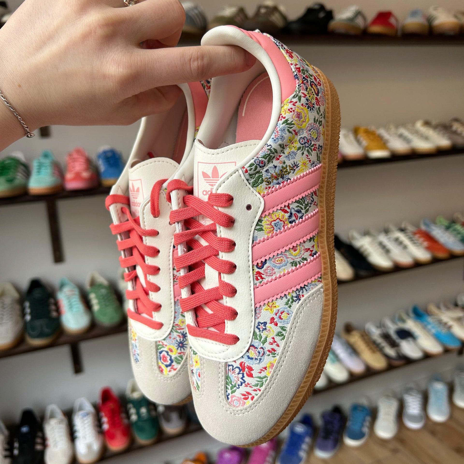 Adidas Damen Sneaker Mit Blumenmuster Adidas Campus 00s Core