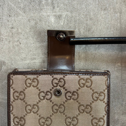 Vintage Gucci GG Monogram Canvas Wallet mit Metallverschluss