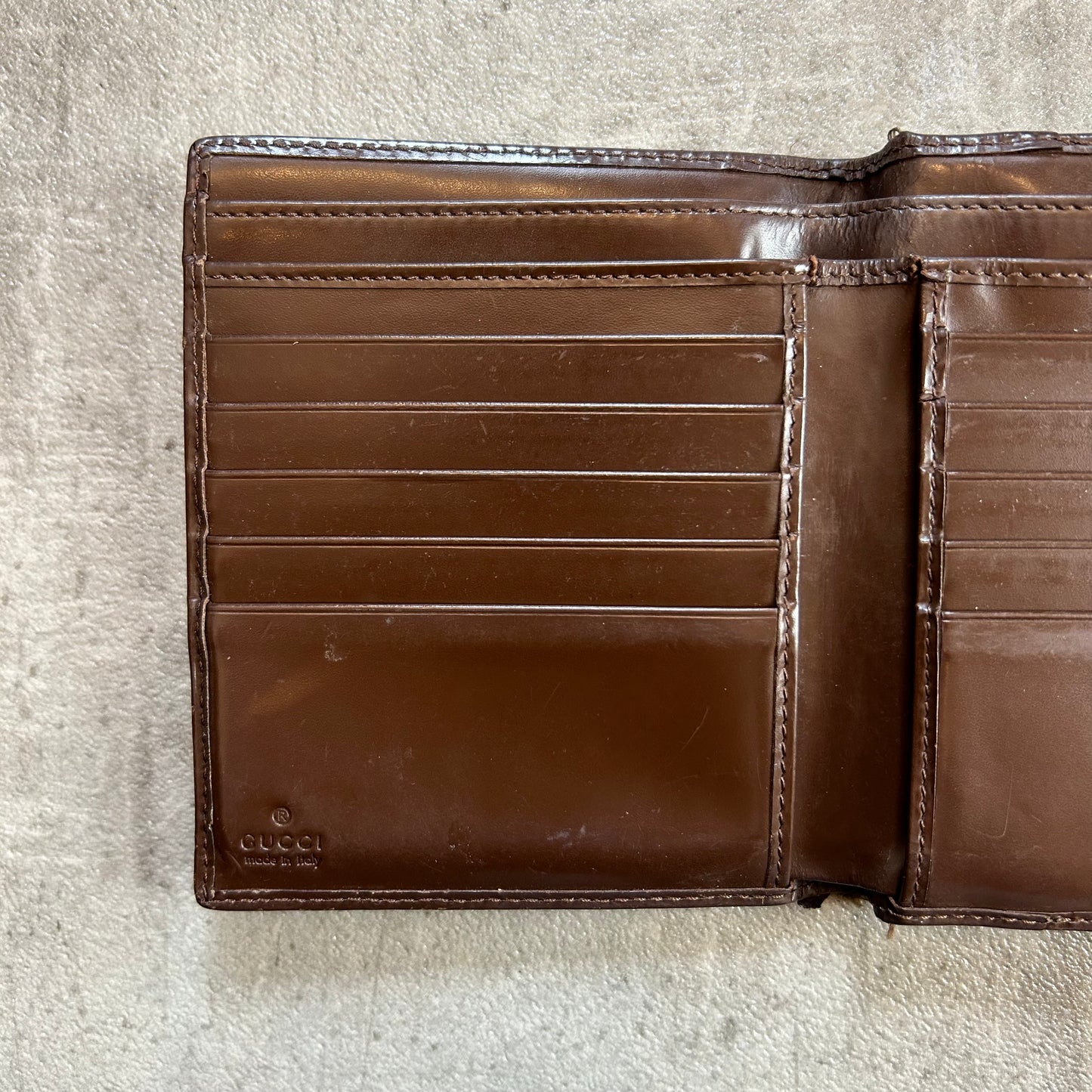 Vintage Gucci GG Monogram Canvas Wallet mit Metallverschluss