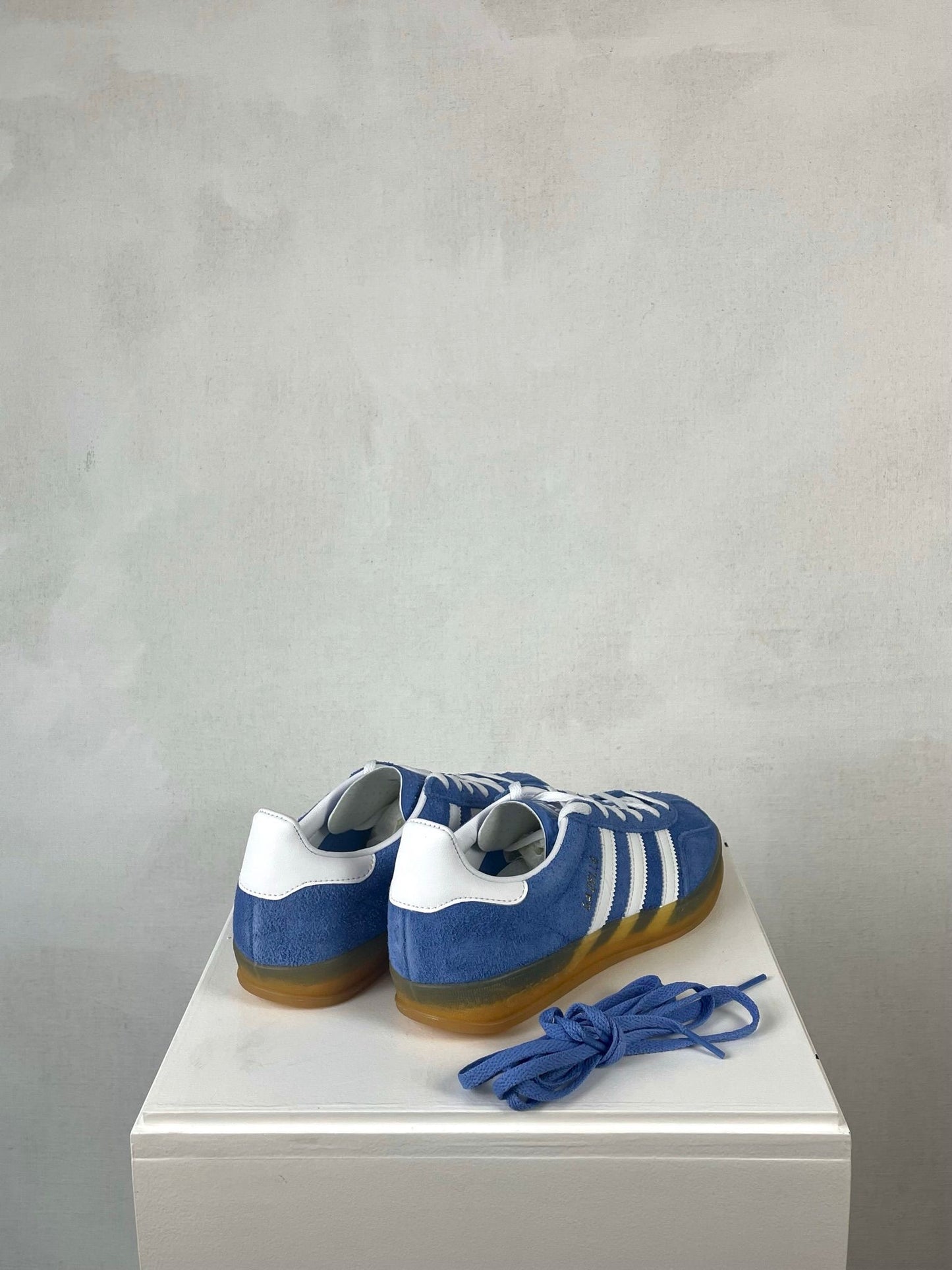 adidas Gazelle Arctic Suede