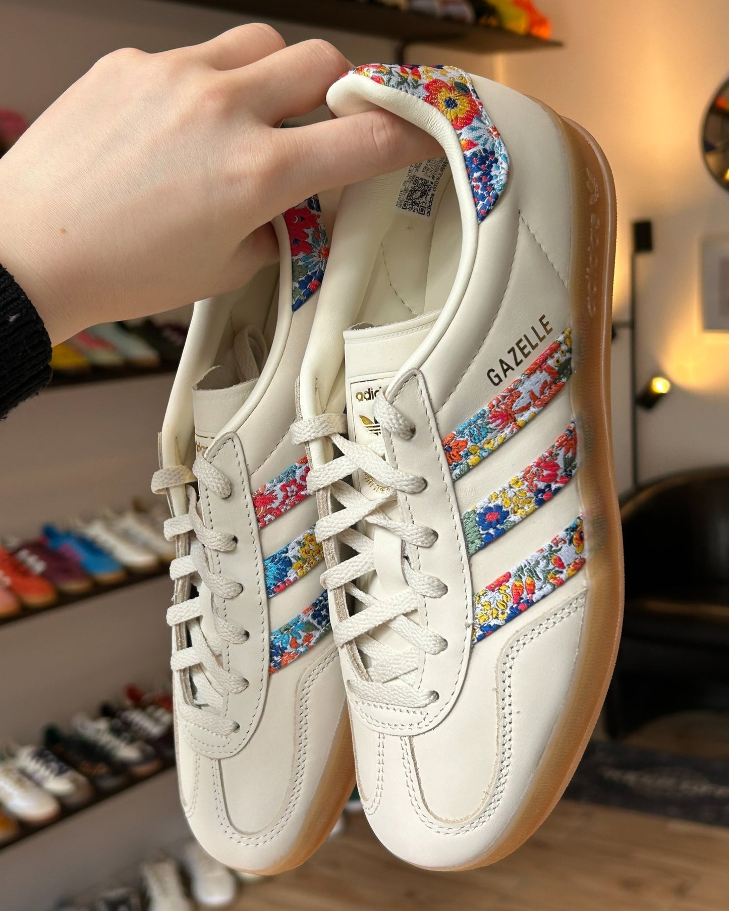 Adidas Gazelle Indoor Liberty london Geblümte Stickstreifen (Damen)